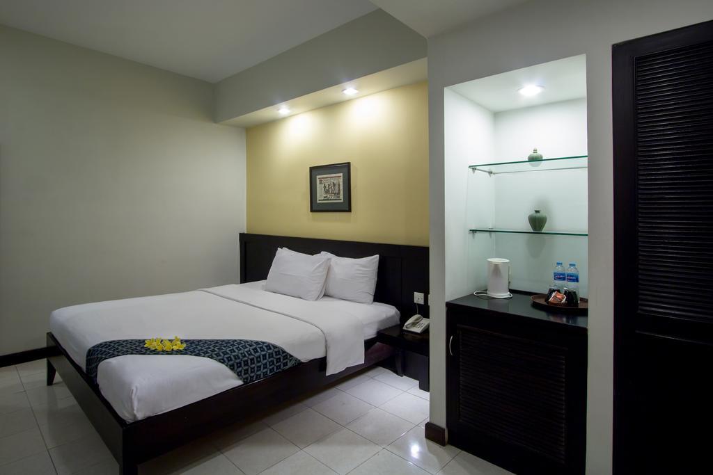 Hotel Quirin Semarang Quarto foto